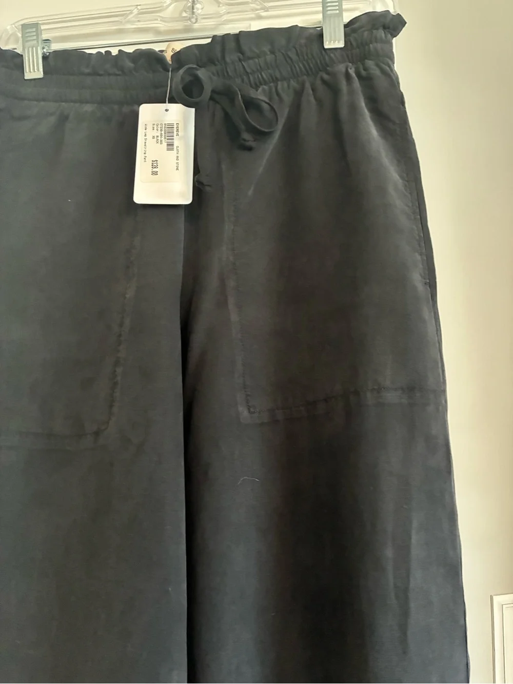 Evereve Cloth & Stone Black Wide Leg Cropped Drawstring Pants